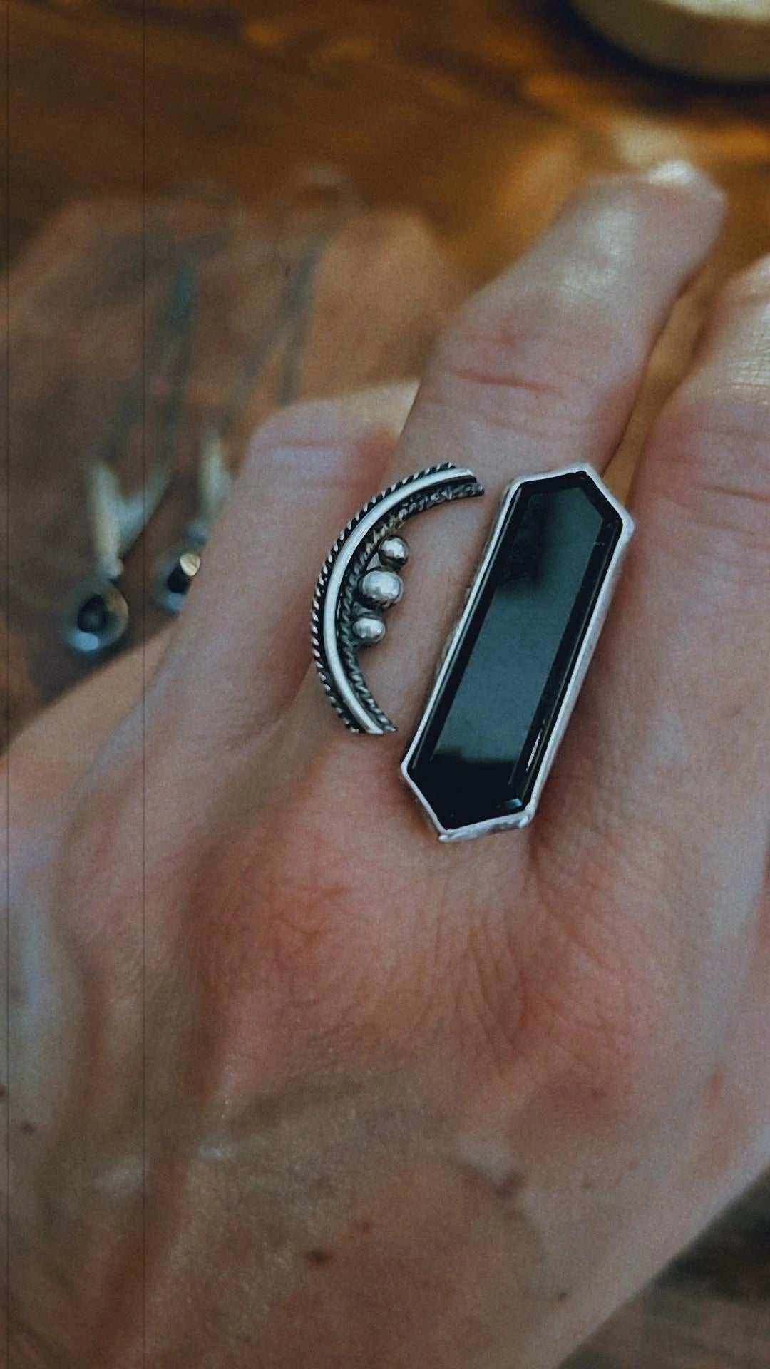 Onyx Adjustable Ring