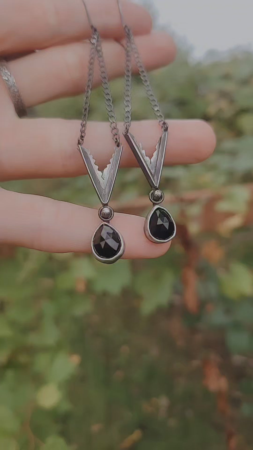 Onyx Adjustable Ring